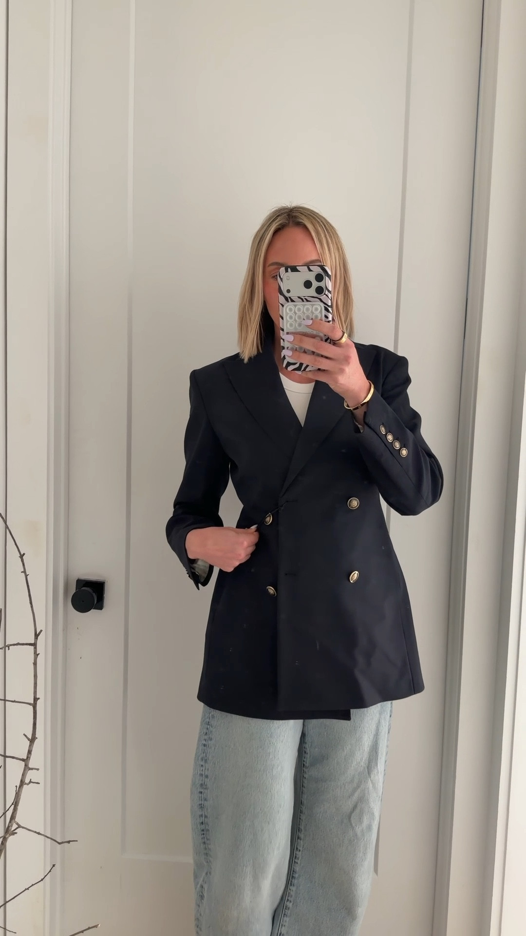 I’m wearing a small I believe. I should have a sized up! ￼

#LTKWorkwear #LTKootd #LTKTall