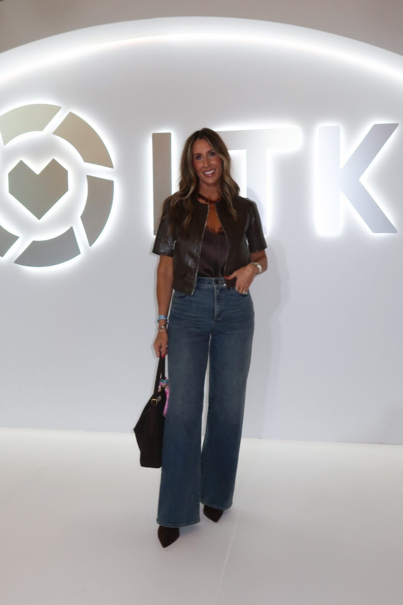 Today’s conference outfit 
Size medium tops and 8Long denim @Express  @jcrew  @Aritzia

#LTKCon #LTKOver40 #LTKdayinmylife