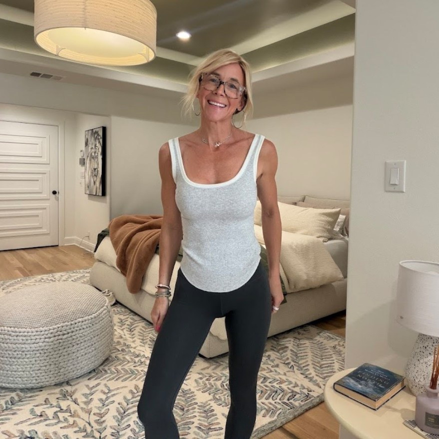 Booty-lifting leggings that actually lift? Say less 😂🙌 Paired mine with the comfiest trouser pants, the BEST tanks (obsessed), and everyday undies you’ll want in every color.

Trust me—this whole lineup is a YES. 🖤✨ Use code LTKAERIE20 for 20% off (regular + sale!)—ends tomorrow!

#LTKActive #LTKxAerie #LTKmomlife