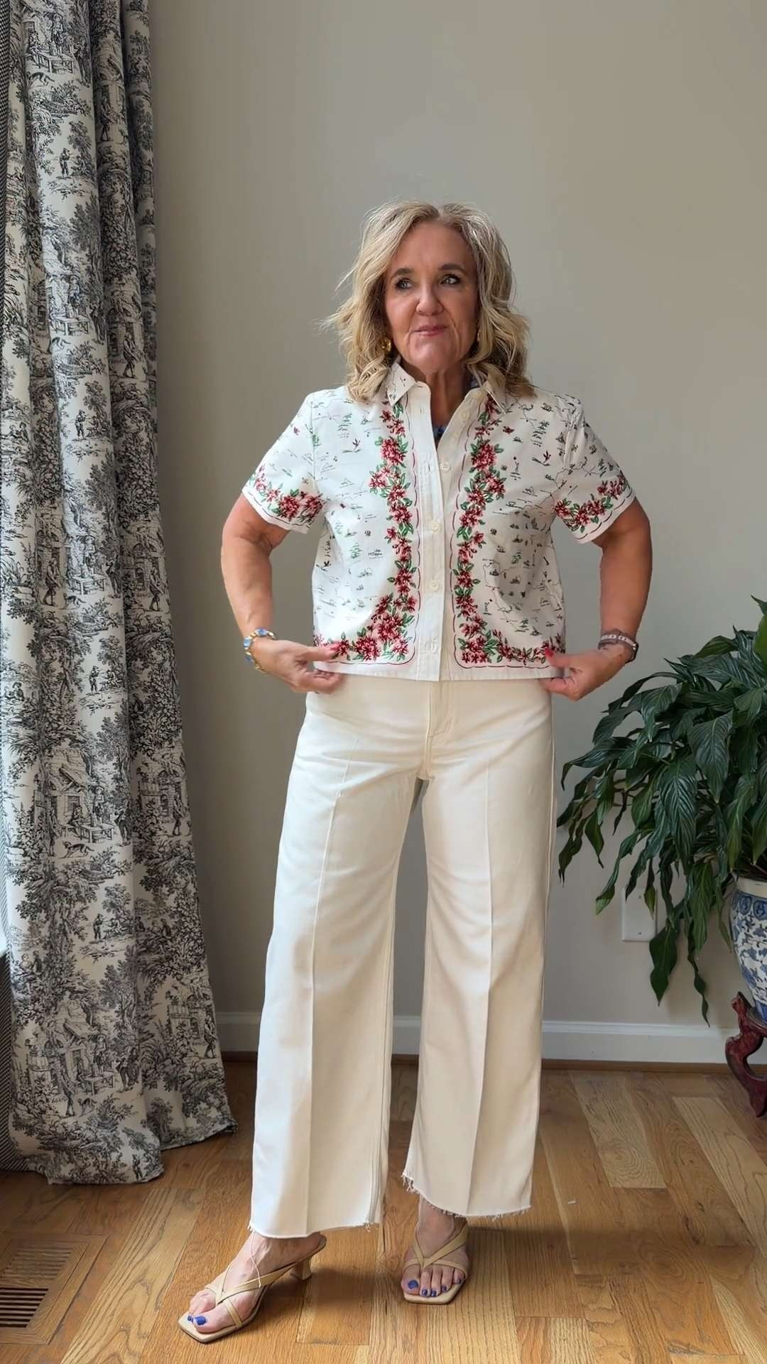 This embroidered blouse is such a pretty elevated summer piece 🫶🏻

I love the relaxed cropped length because it gives shape without needing to tuck anything in, easy, flattering, and effortless.
 

 #LTKootd #LTKSeasonal #LTKOver40