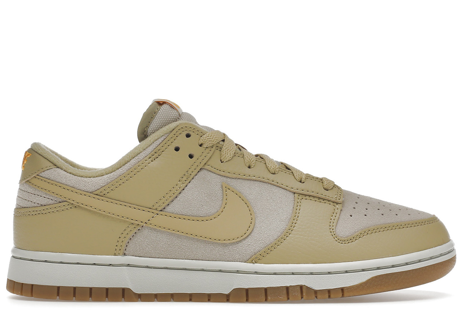 Men's Nike Dunk Low Suede Sneakers in Khaki/Beige/Gum | StockX