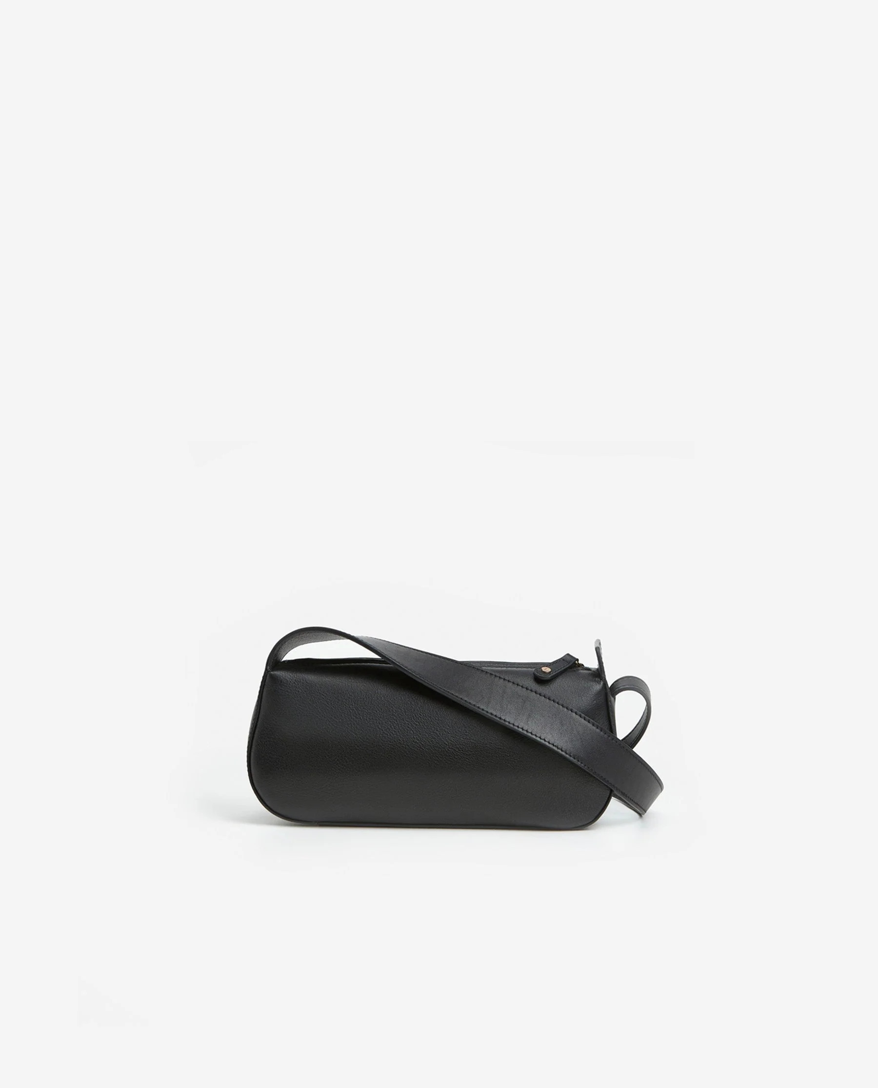 Tuna Shoulderbag Leather Black | Flattered