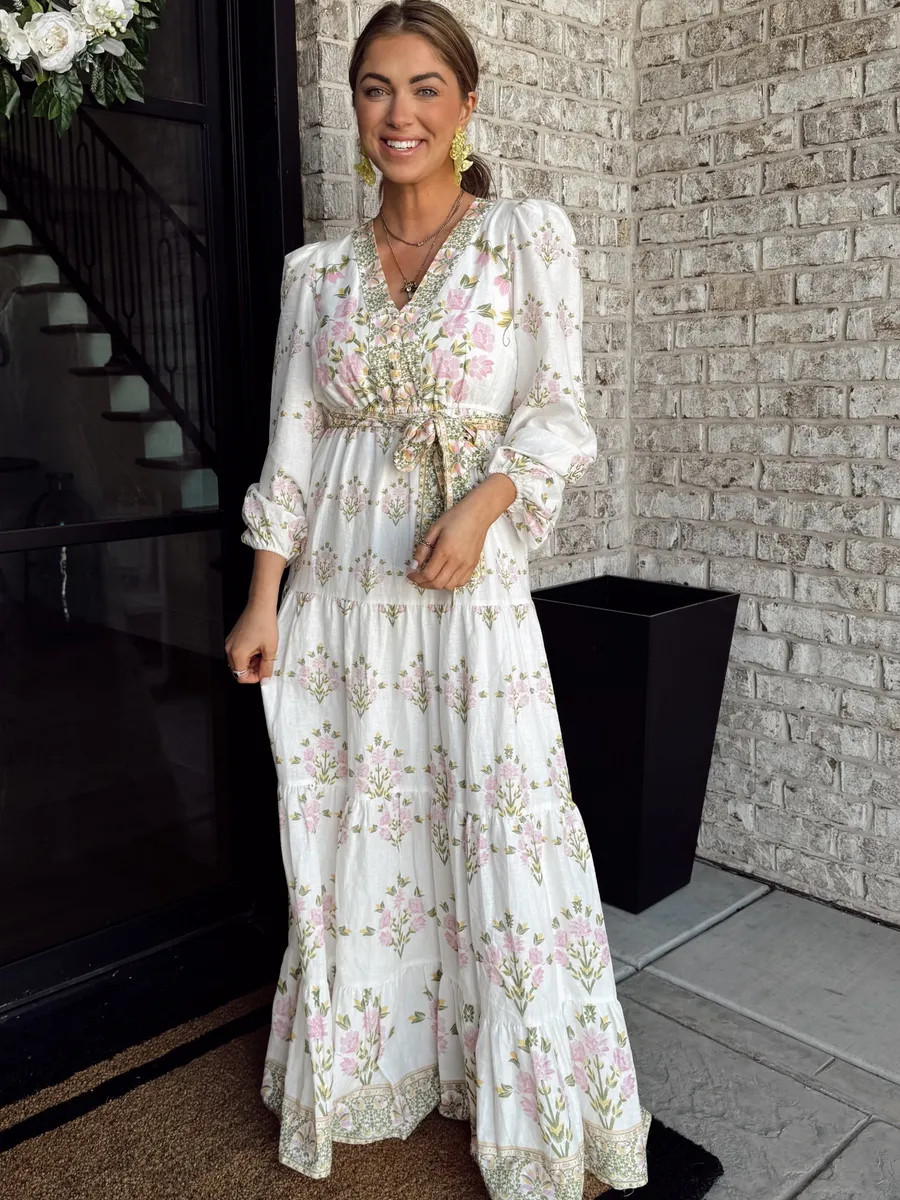 This dress from Dillards is still on my mind 😍 Comes in a mini too!

summer dresses, summer fashion, maxi dress, wrap dress, katy roach, livingmybeststyle 

 #LTKootd