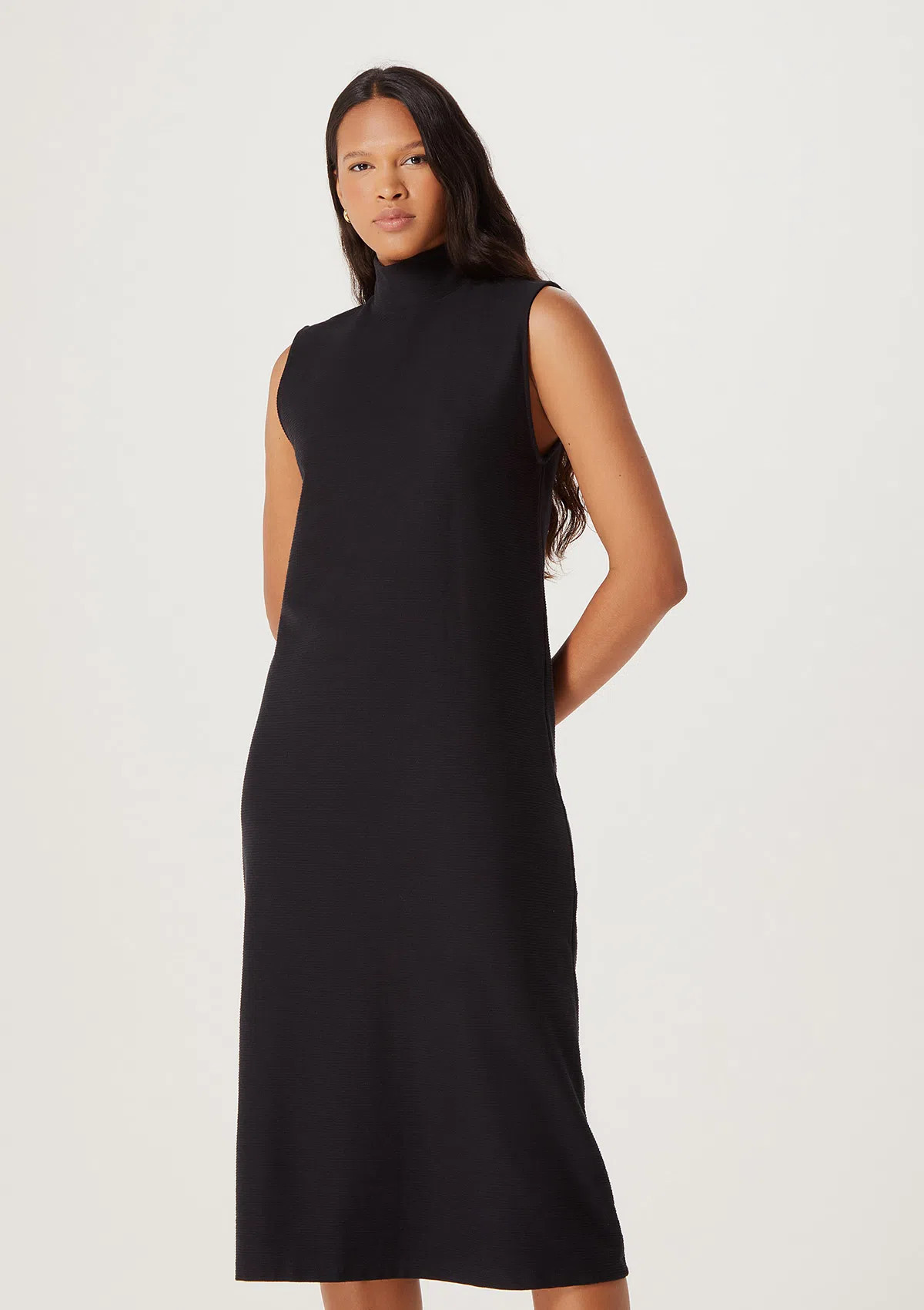 Vestido Midi Gola Alta Em Malha Canelada - Preto | Hering (BR)