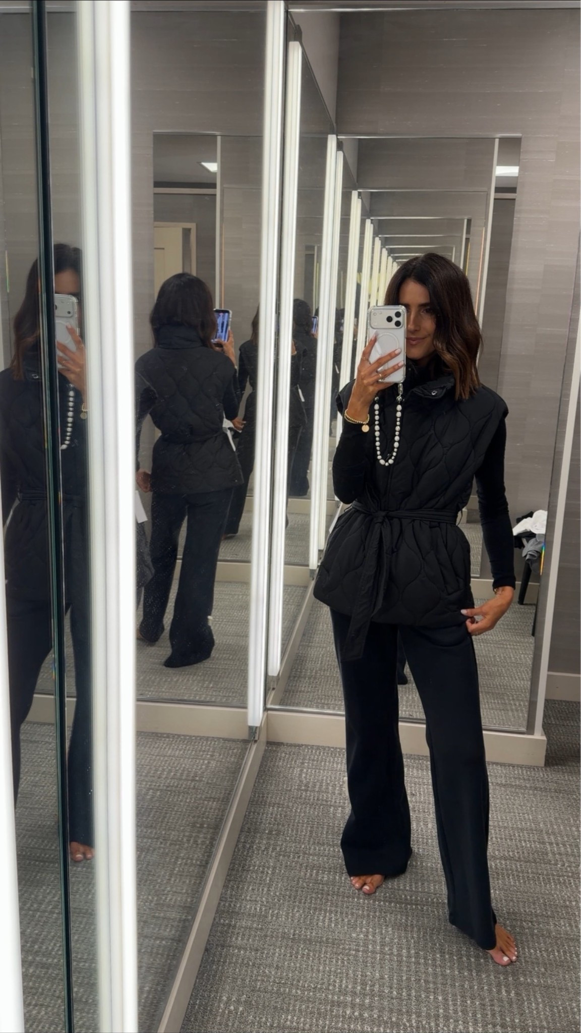 I’m just shy of 5-7” wearing the size S puffer vest, XS long sleeve and sweatpants 

#stylinbyaylin #aylin #nordstrom #nsale

#LTKootd #LTKOver40 #LTKSaleAlert