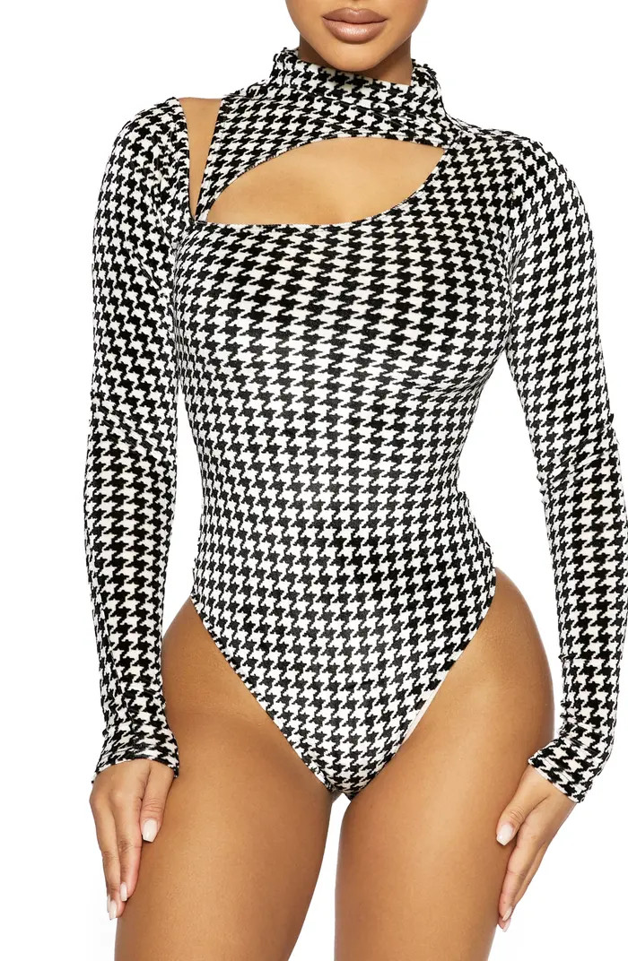 Naked Wardrobe Cutout Turtleneck Long Sleeve Bodysuit | Nordstrom | Nordstrom