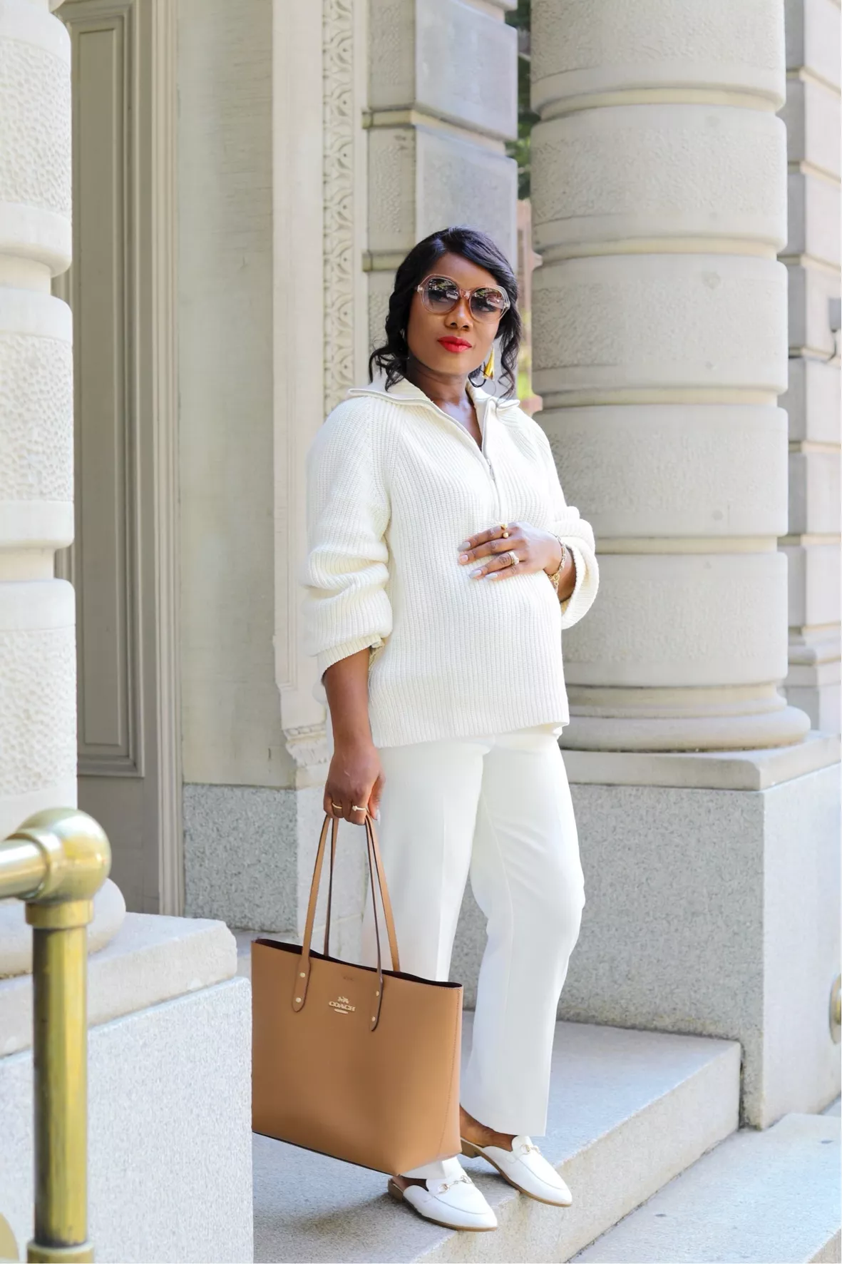 10 Chic White Pants Outfit Ideas for Women
