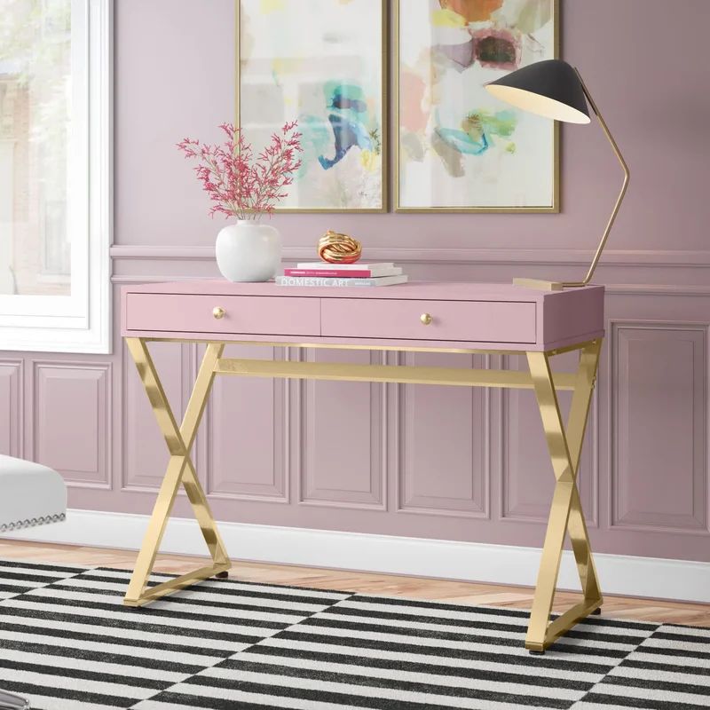 Justine Desk | Wayfair North America