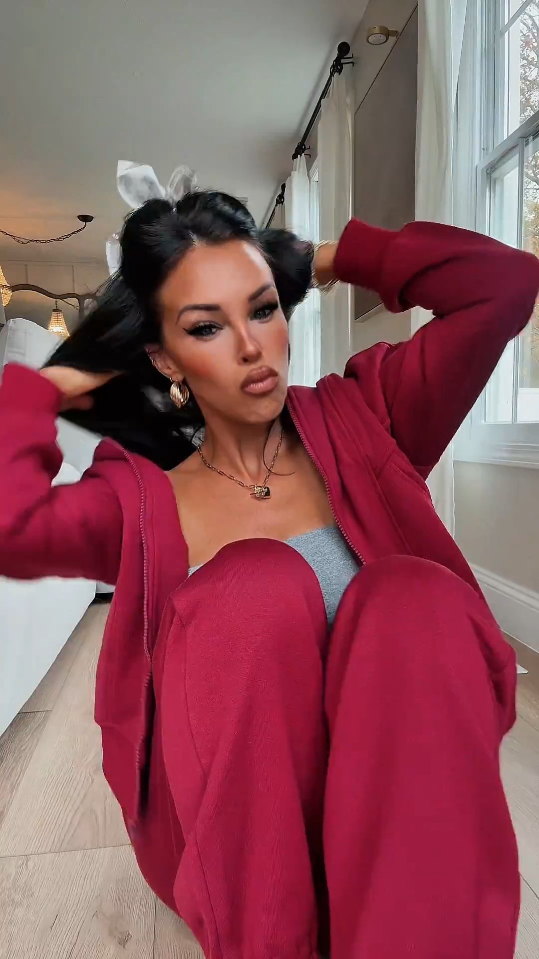 The “I have my life together” set 🍷 Cozy, elevated, and looks way more expensive than it is.

#ltkwinterstyle #ltkfashion #ltkfinds #comfystyle #tiktokfinds #ltktrending #ltkathleisure #fallfashion #momstyle #errandoutfit

#LTKSaleAlert #LTKStyleTip #LTKGiftGuide