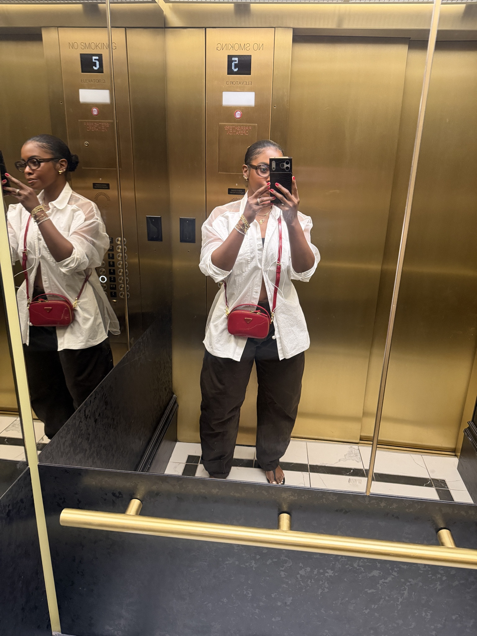 First night out 
Too: old from Zara
Pants: Zara - linked similar 
Paired with a kitten heel perfect for walking and a pop of color on the handbag 