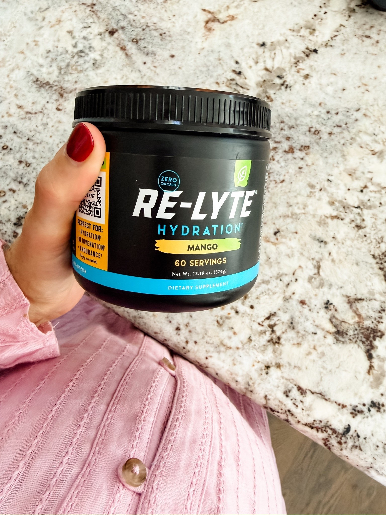 I love re-lyte! I have been using this for years and it helps me stay hydrated with vitamins and minerals and keeps my energy up as a busy mom! 

Loverly grey, electrolyte powder for water, hydration supplement must haves, favorite water mix in flavoring 

#LTKActive #LTKmomlife