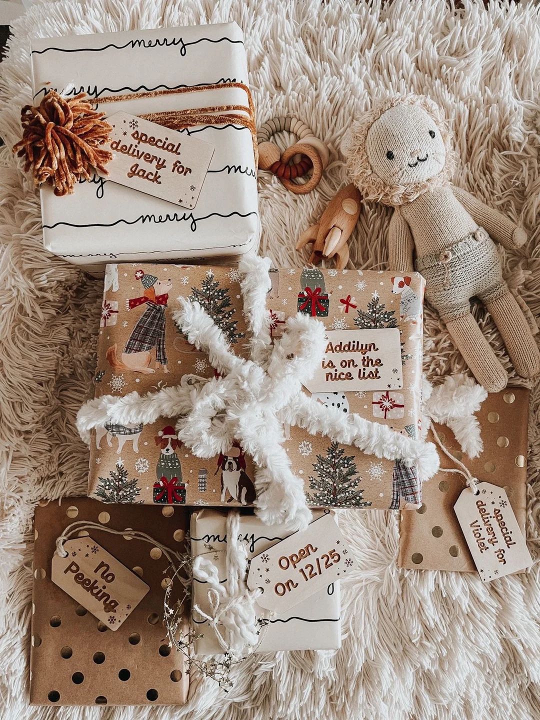 4 Gift Tags Santa Tags Gift Wrapping Tags No Peeking Tag - Etsy | Etsy (US)
