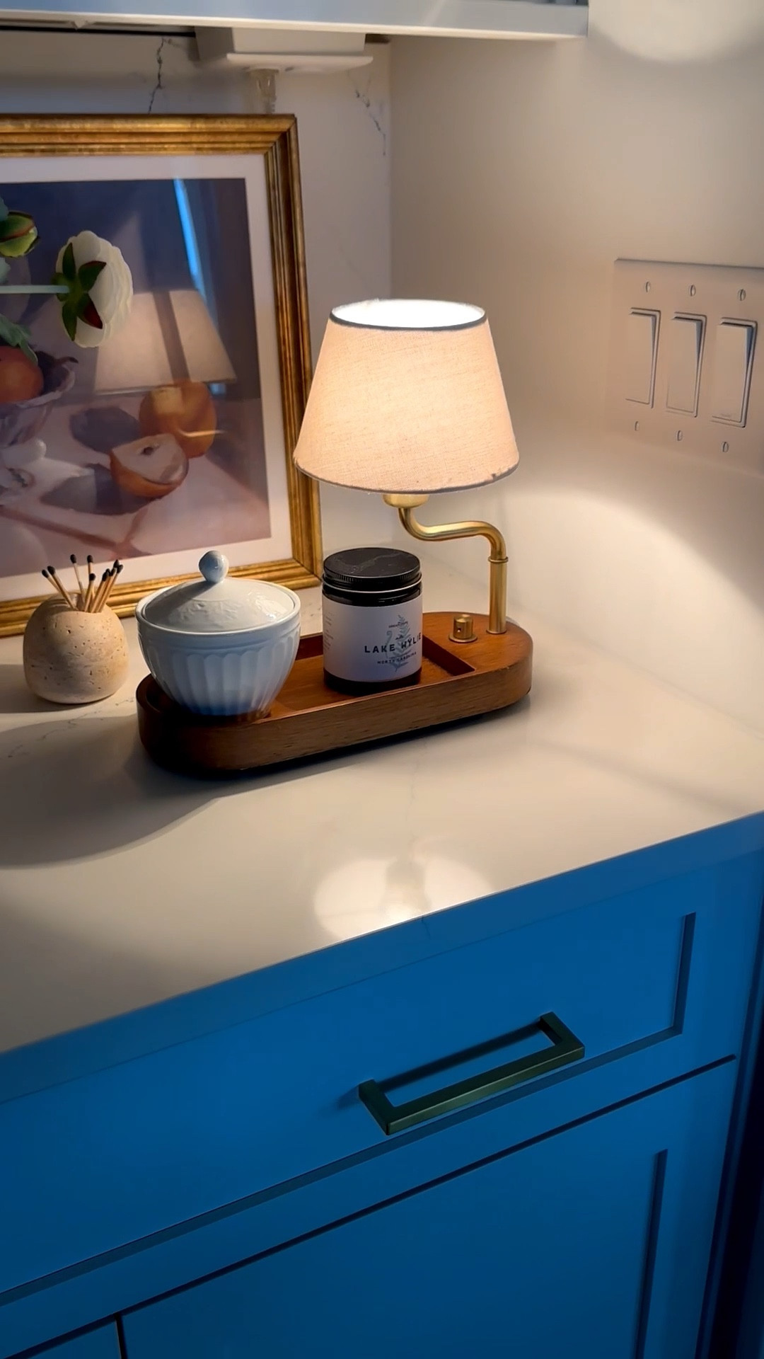 Love this little lighted tray in the office or kitchen!


#LTKdayinmylife #LTKHome #LTKmomlife