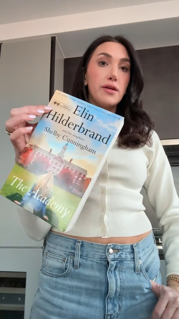 Elin (and her daughter) have entered the chat

#LTKSeasonal #LTKStyleTip