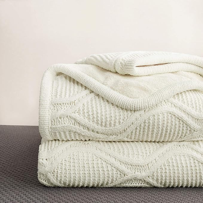 Longhui bedding Chenille Ivory White Sherpa Throw Blanket – Thick, Soft, Big, Cozy Knit Fleece ... | Amazon (US)