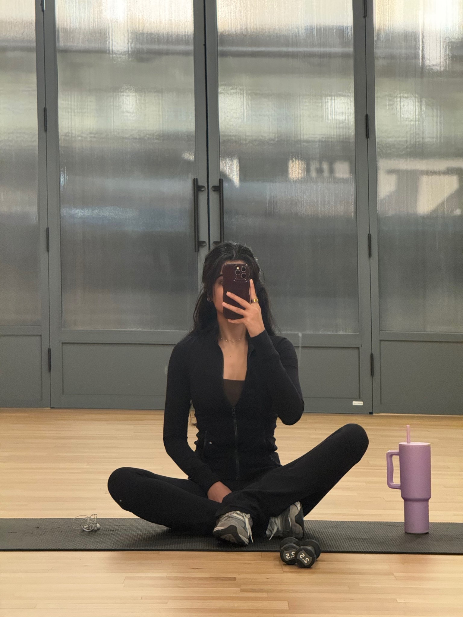 Top: small
Bottom: small 34 inseam

#LTKTall #LTKU #LTKActive