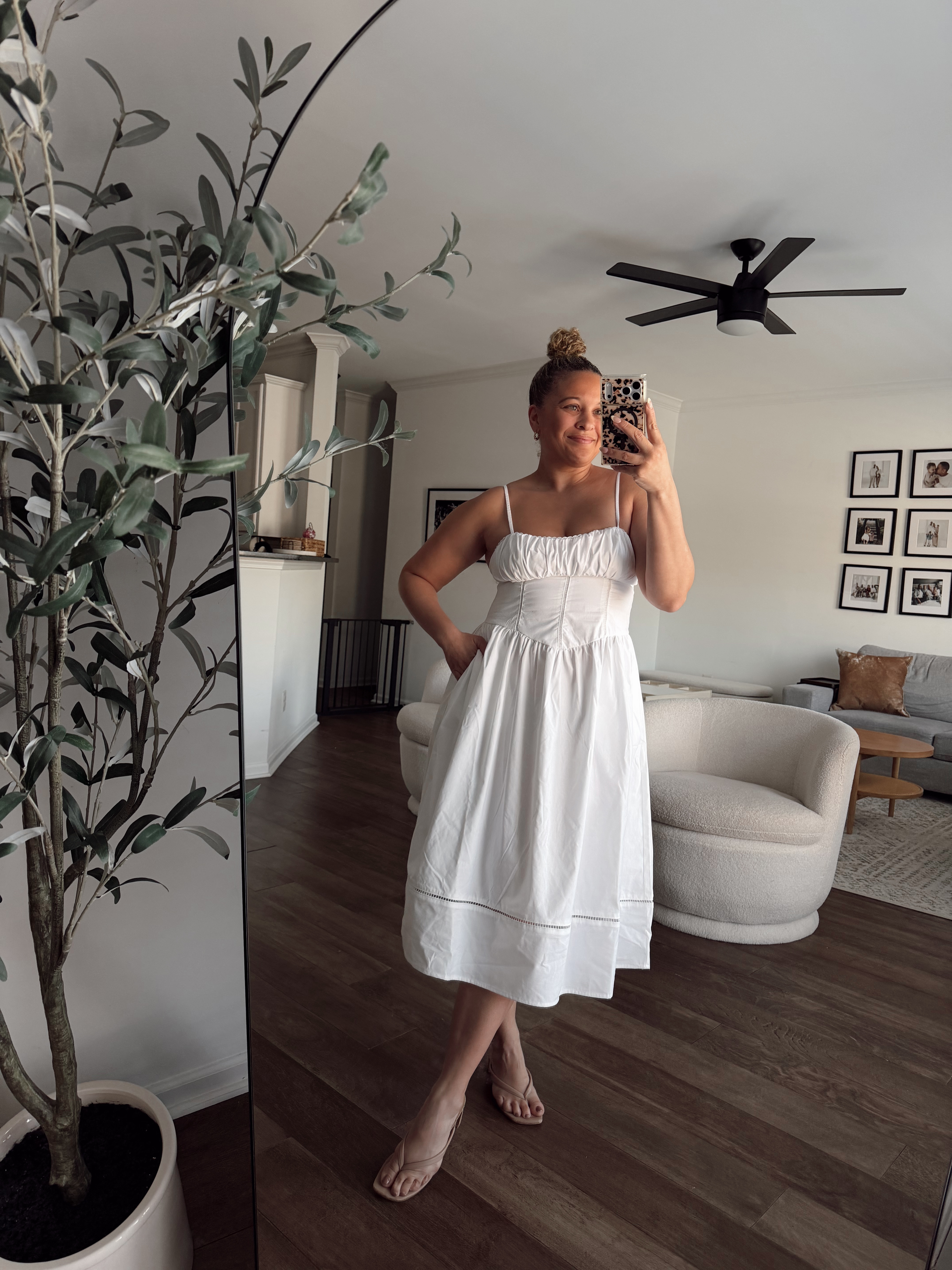 a spring and summer staple! 

wearing size L  - it's stretchy, no zippers :)  

 