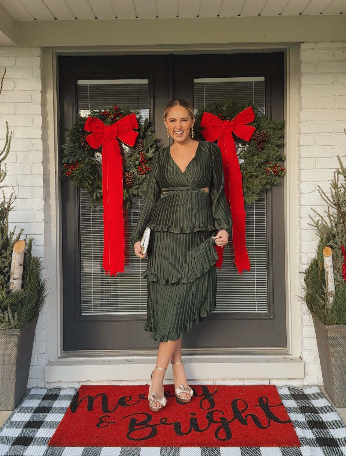 -The perfect holiday dress! 
-Use ELLIEJ20 for 20% off. Wearing a size M and I would say tts.
-The perfect statement earrings for a holiday party 

#LTKworkwear #LTKSeasonal #LTKHoliday