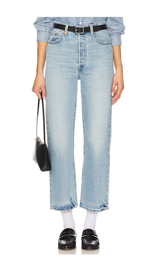LEVI'S Ribcage Straight Ankle Jeans in Blue. Taglia 25. Also in 27, 28. | Revolve Clothing (Global)