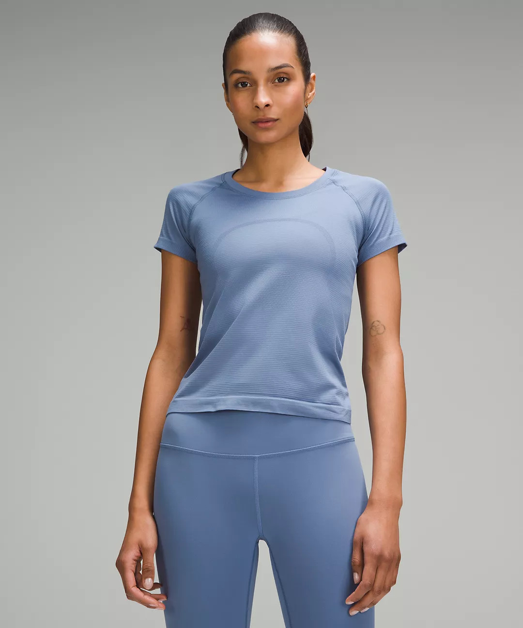 Swiftly Tech Short-Sleeve Shirt 2.0 *Race Length | Women's Short Sleeve Shirts & Tee's | lululemo... | Lululemon (US)