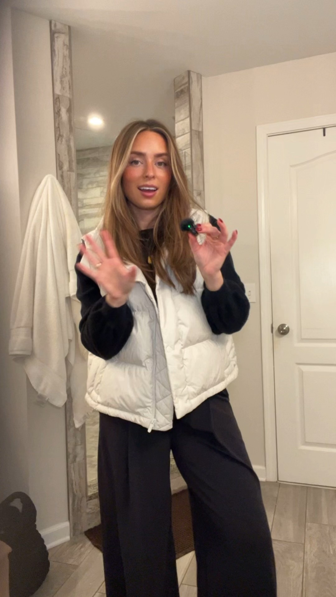 Get dressed with me! #ad @lululemon like new NEVER fails✨ Code: KENDALL10
#lululemoncreator #getdressedwithme #grwm #lululemonlikenew
Sizing details: Sweater (M), pants (8), vest (10) 

#LTKActive #LTKSaleAlert #LTKStyleTip