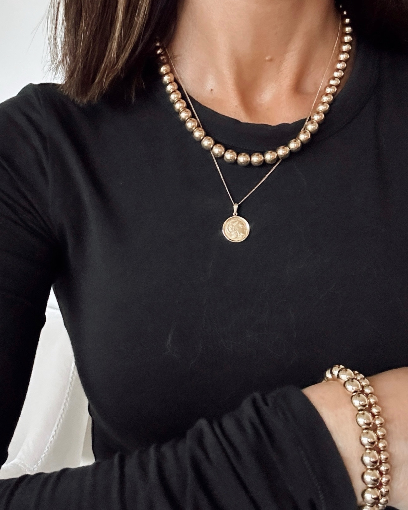 My daily jewelry stack✨
StylinByAylin, Aylin

#LTKHoliday #LTKGiftGuide #LTKSeasonal