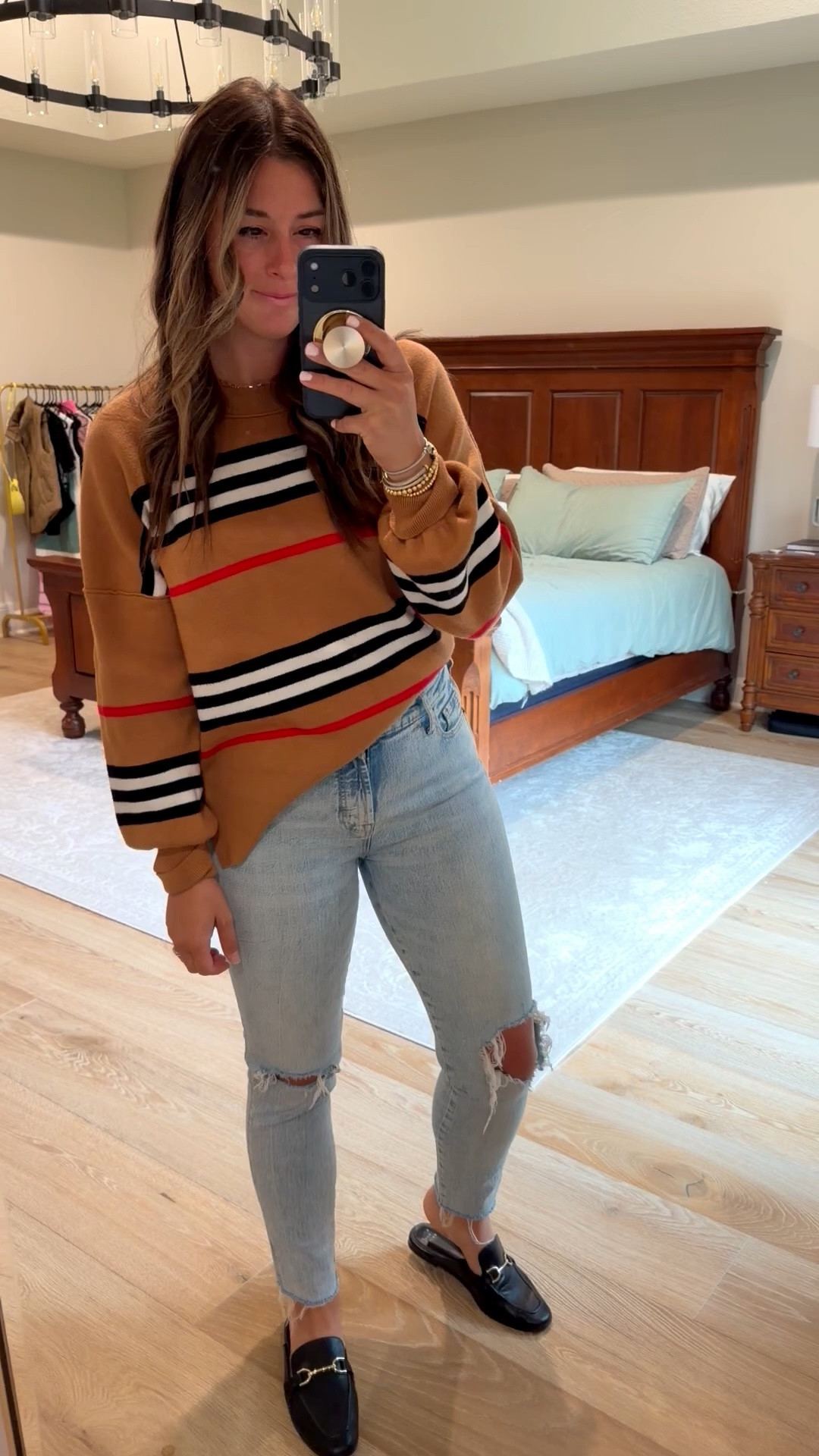 Causal style // favorite jeans 

#LTKdayinmylife #LTKgrwm #LTKootd