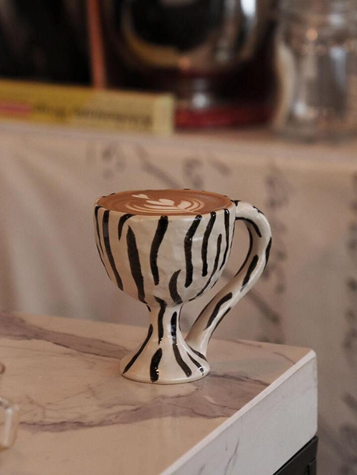 1pc Hand-drawn Line Illustration Mug | SHEIN