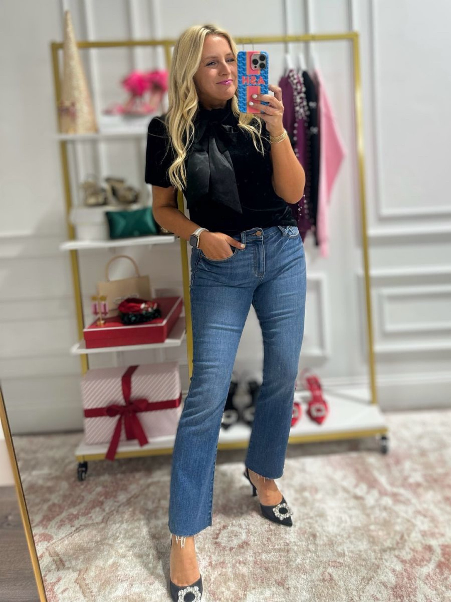 Love this velour now top. Wearing size small. Jeans are size 25. 

#LTKparties #LTKHoliday #LTKstyletip