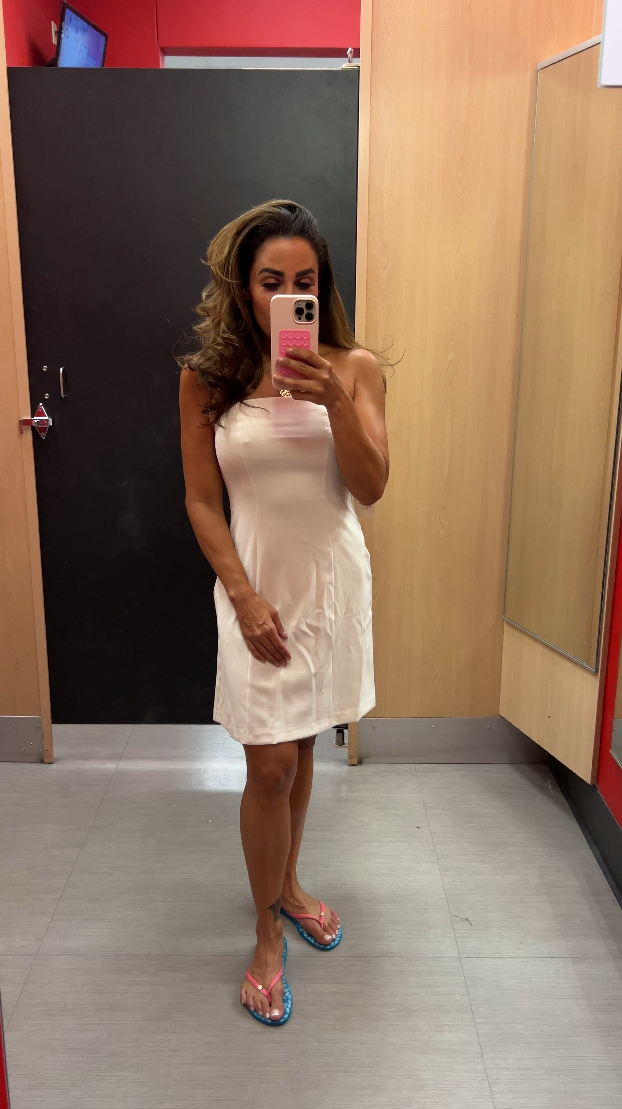 I’m wearing a size 2. I am 5’0” and 115 lbs. 34B

#LTKFindsUnder50 #LTKVideo #LTKOver40