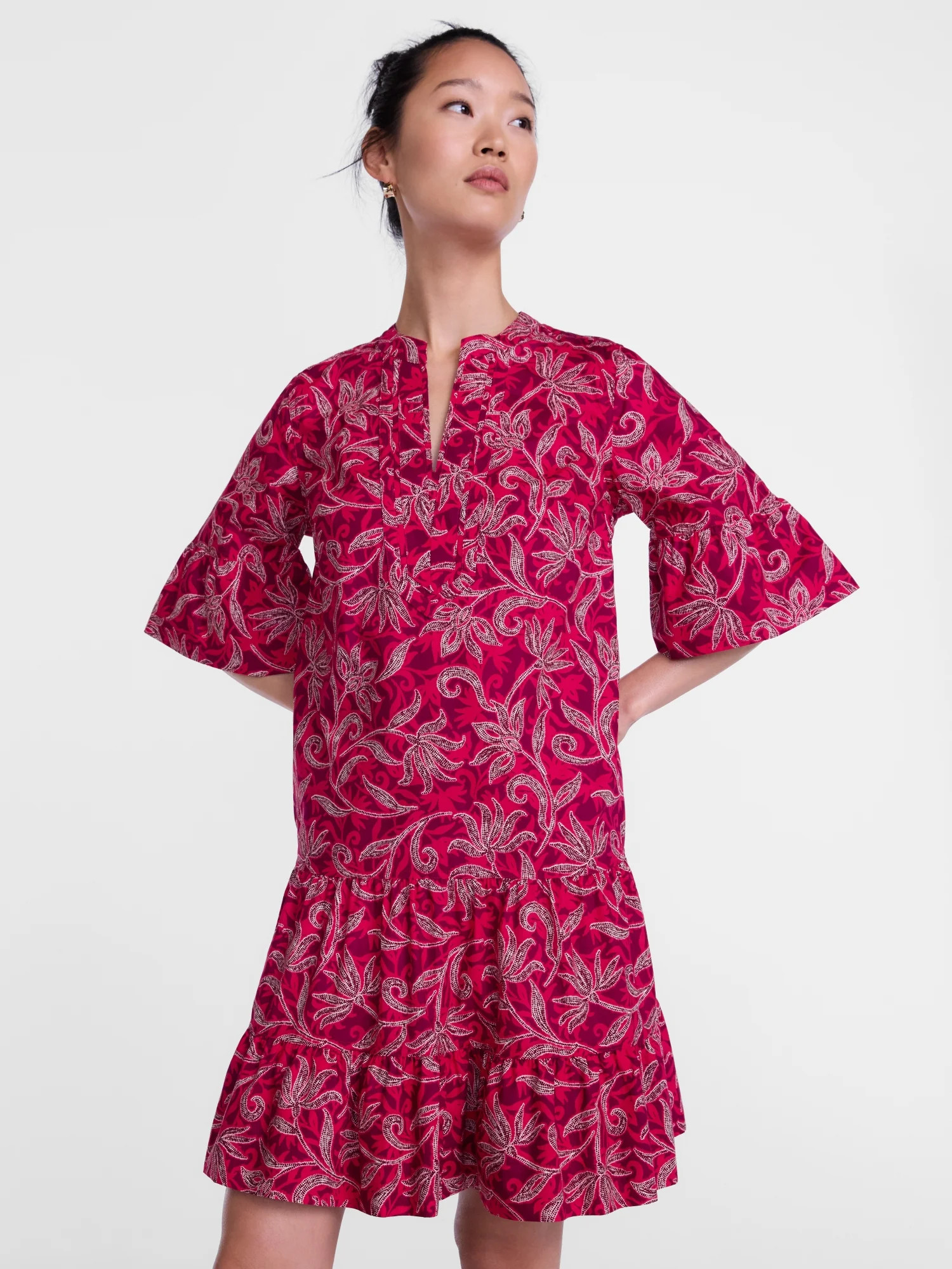 Scenario Women's and Women's Plus V Neck Mini Dress with Flutter Sleeves, Sizes XS-4X | Walmart (US)