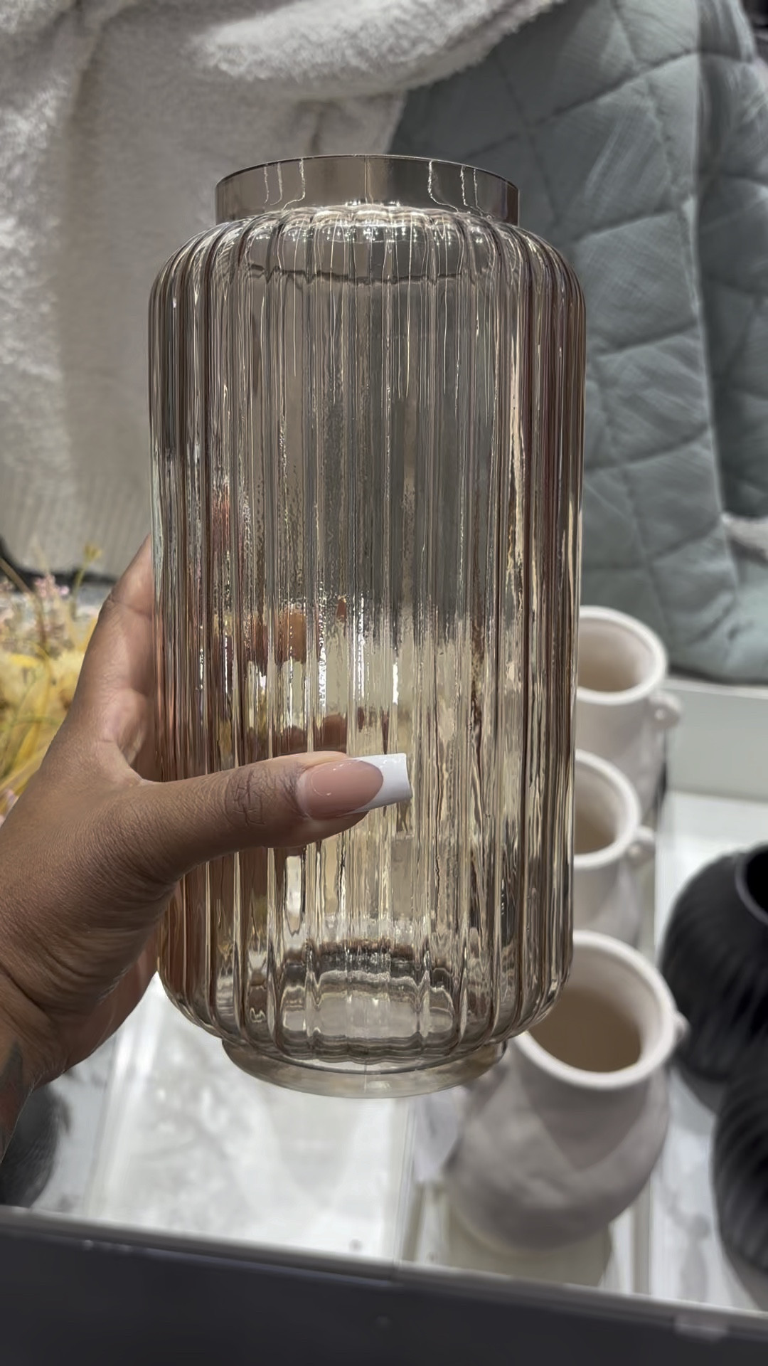 Beautiful Vase! #walmart #walmarthome 

#LTKHoliday #LTKHome #LTKFindsUnder50