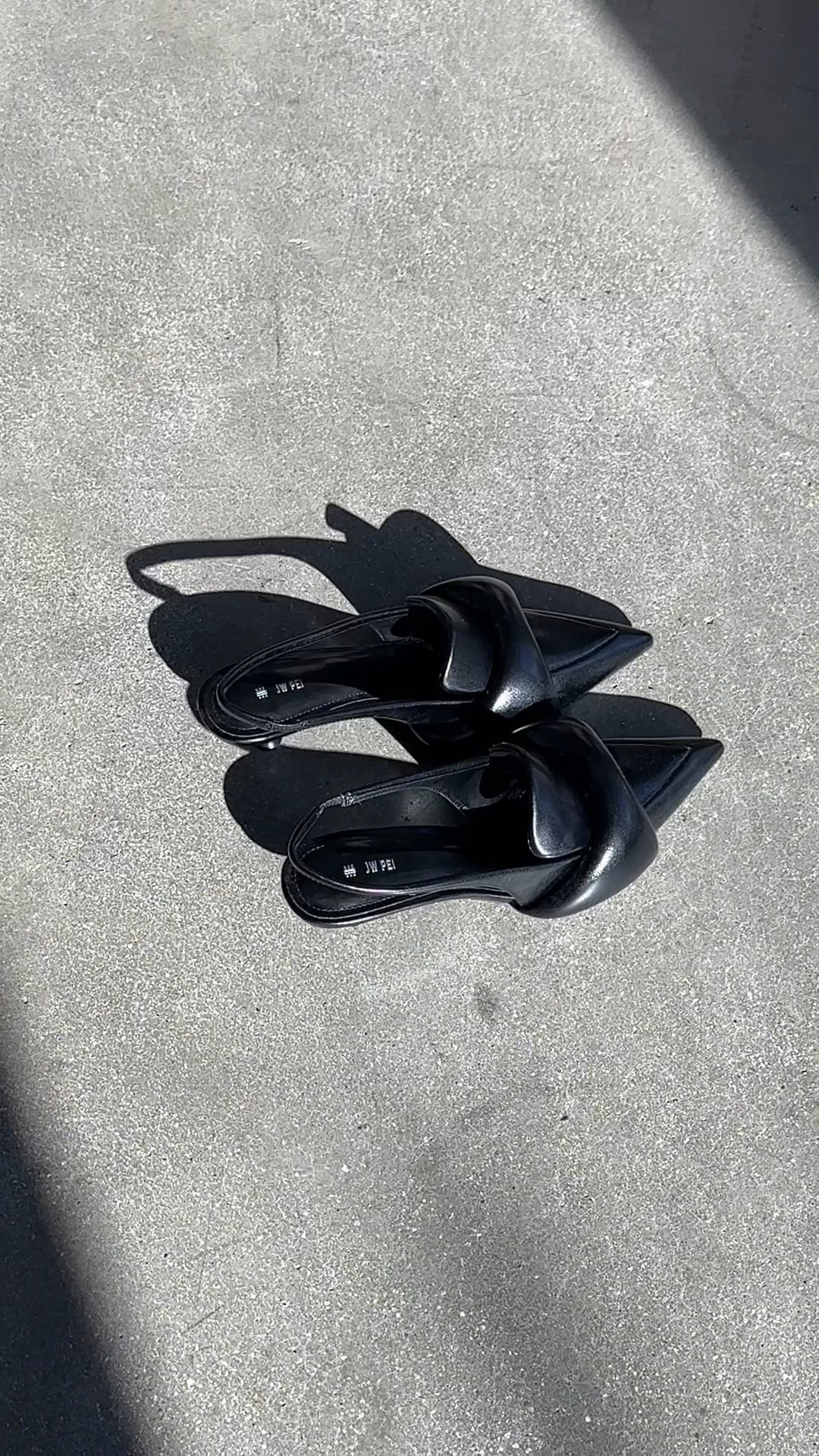 The most comfortable kitten heels I own. I was able to walk around LA for hours and totally forgot I was even wearing heals. I wore these with jeans for a tomboy femme look but you can also dress these up. 

#LTKshoecrush #LTKVideo #LTKworkwear