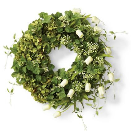 Verde Tulip Clematis Outdoor Wreath | Frontgate