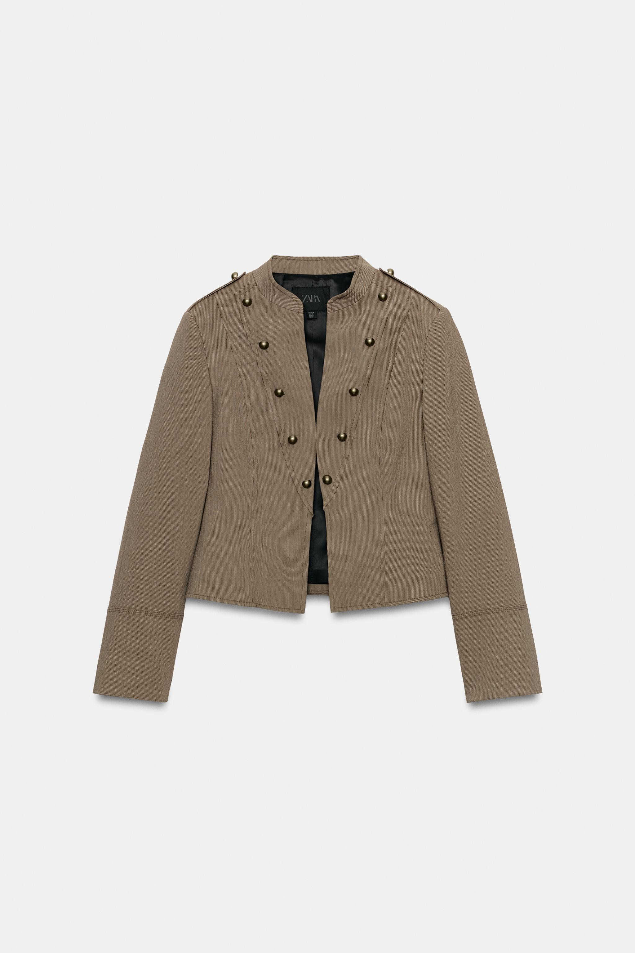 BUTTONED SHORT BLAZER | Zara US