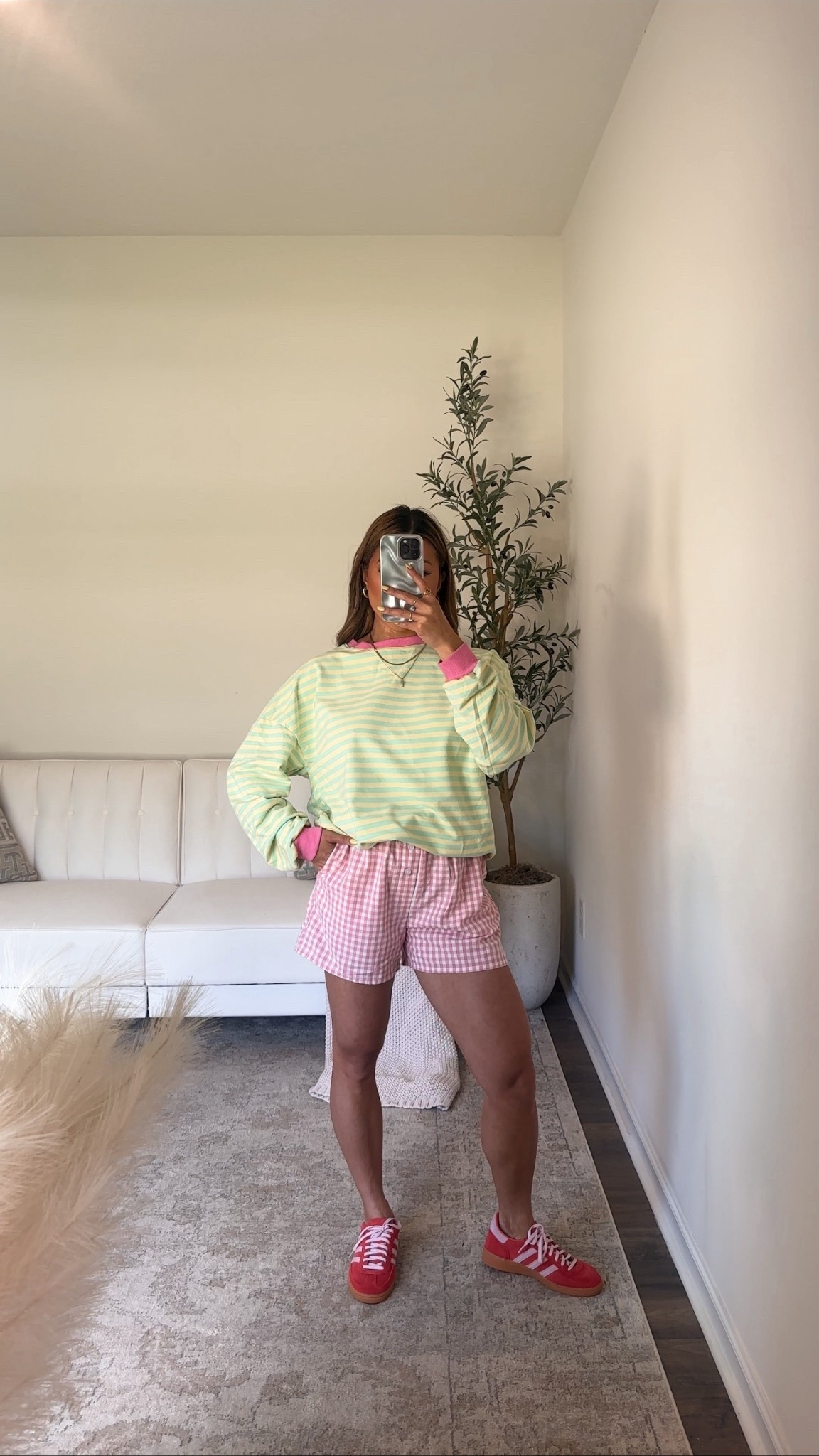 Breaking all of falls rules with summer colors and shorts 🤭😌 shorts are on sale for $9.98!! 

#LTKSaleAlert #LTKSeasonal #LTKFindsUnder50