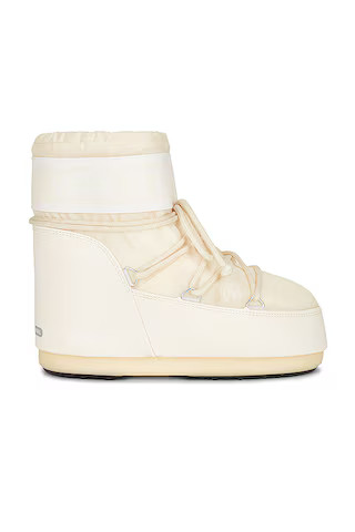 MOON BOOT Icon Low Nylon Boot in Cream from Revolve.com | Revolve Clothing (Global)