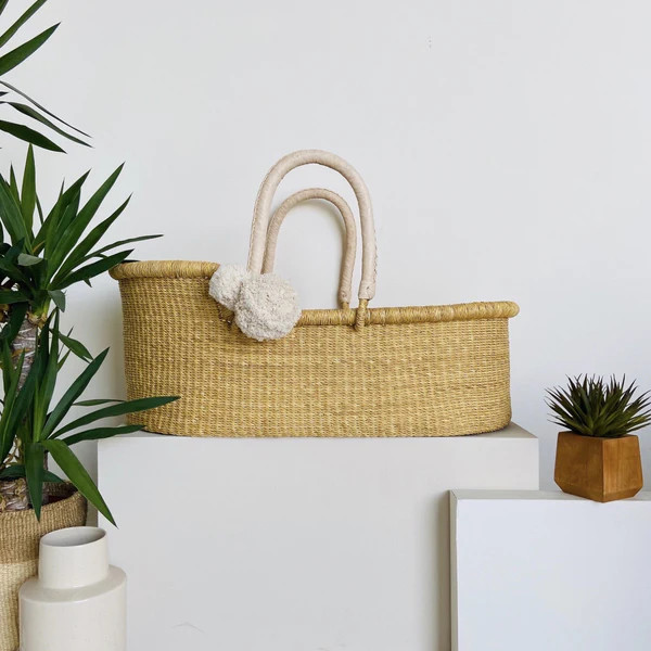 Natural African Moses Basket  Cream Handle | Plum+Sparrow