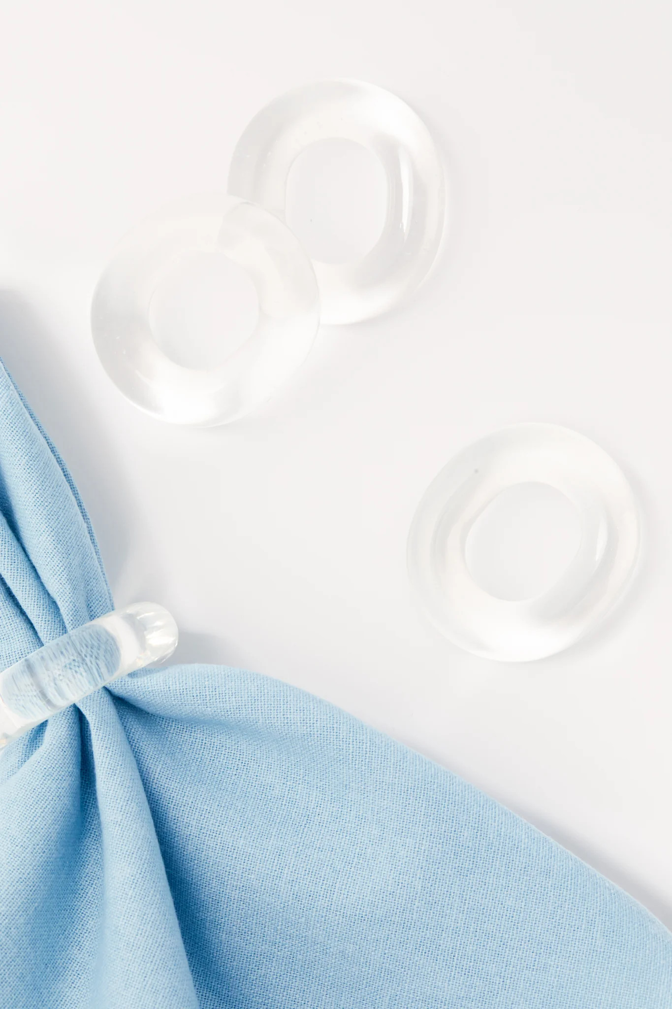 Clear Catena Link Napkin Rings Set of 4 | Tuckernuck (US)