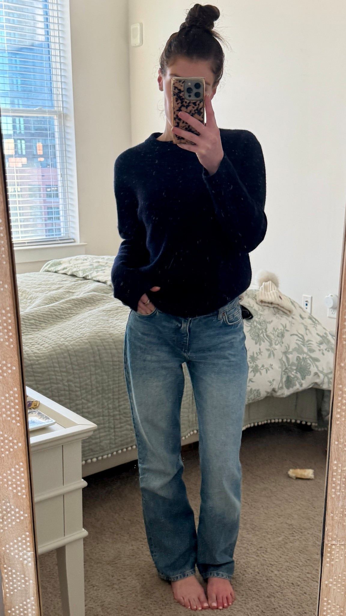 loving this oversized sweater with my low rise jeans for a comfortable & casual home outfit 

#LTKSaleAlert #LTKootd #LTKU