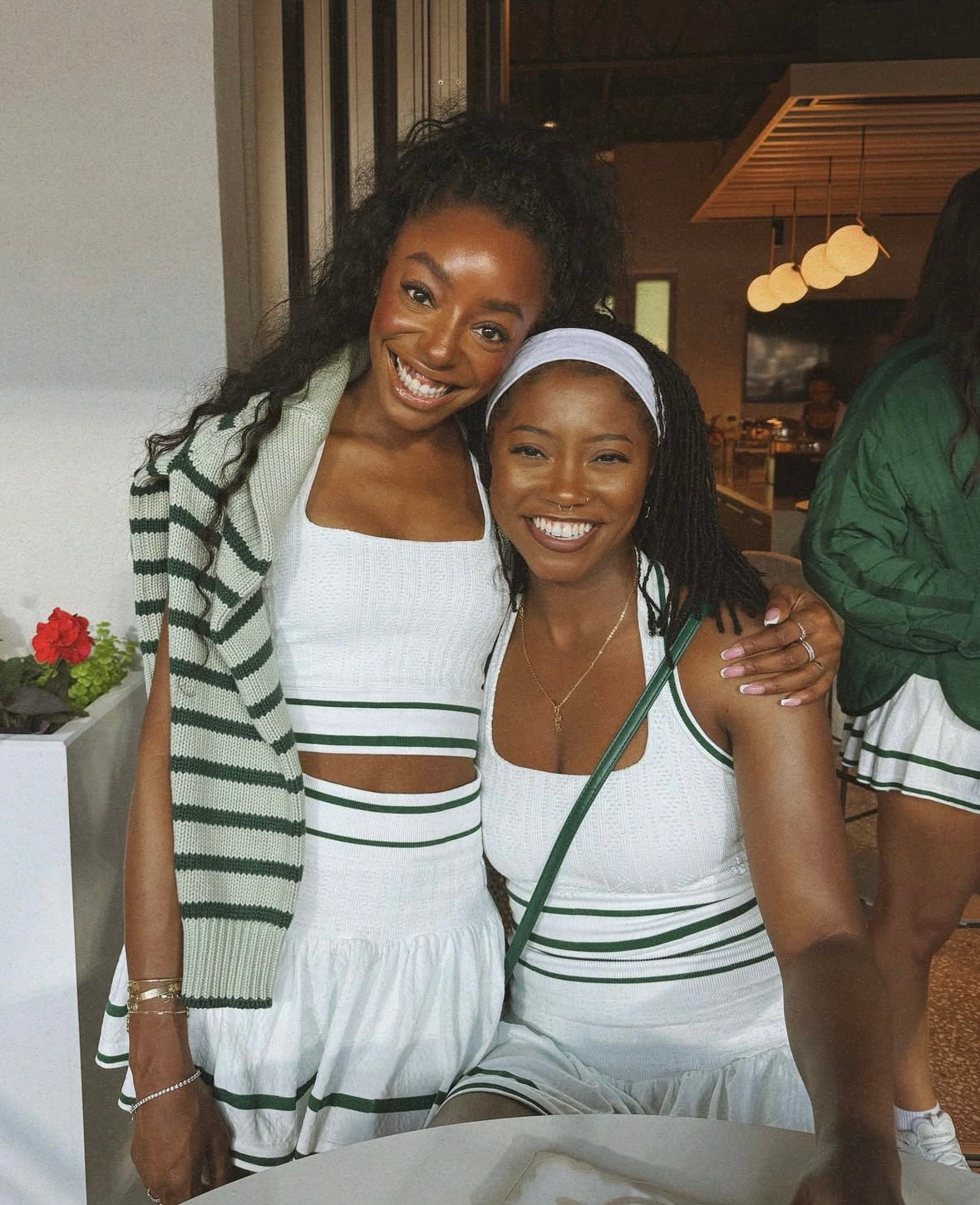 Free people movement set!