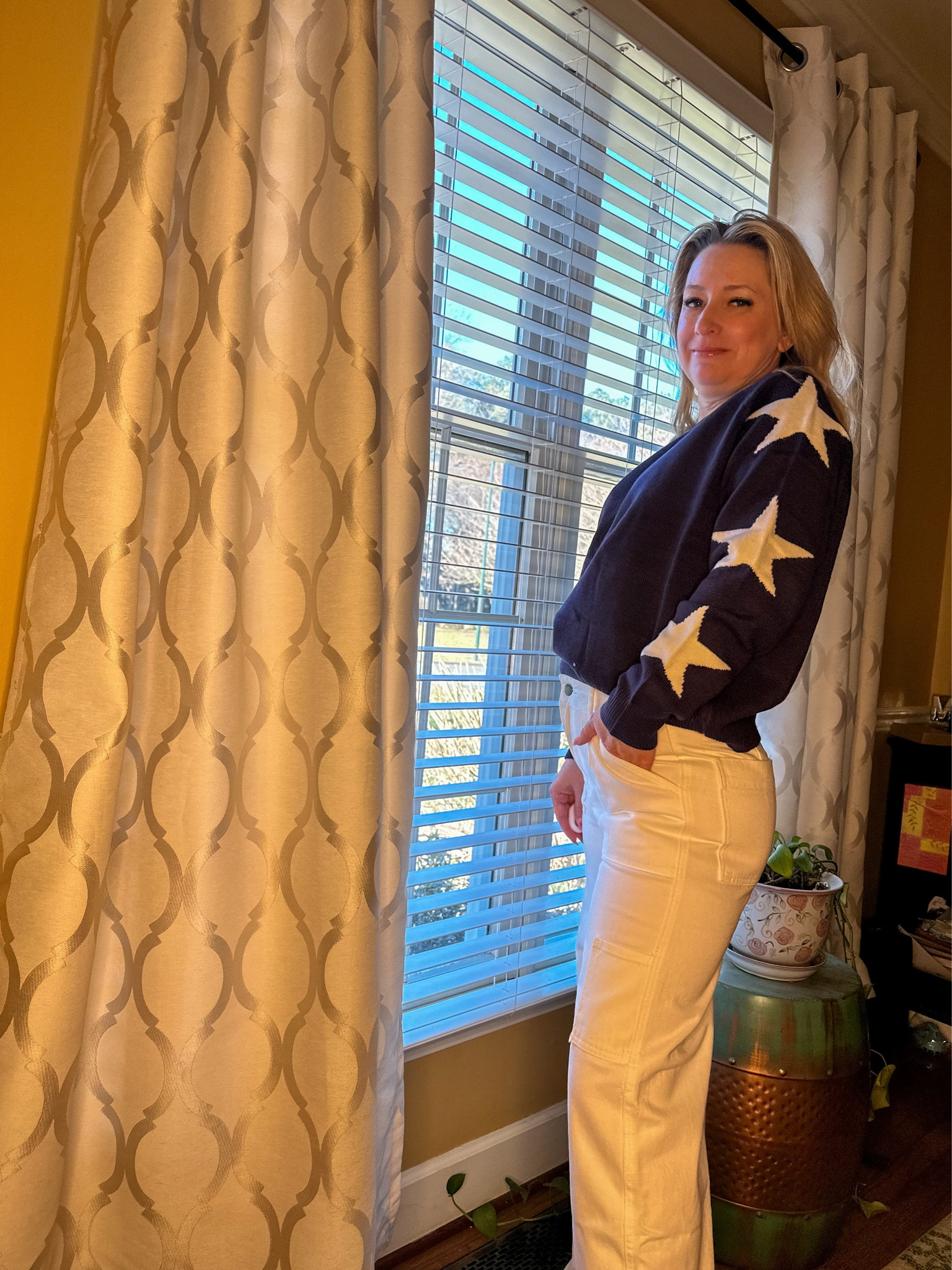 Winter/spring outfit
Star sweater
Navy sweater
White jean wide leg and petite friendly! Wearing medium (I’m a 26/27 usually)
Mom outfit
Over 40 style

#LTKSeasonal #LTKstyletip #LTKover40