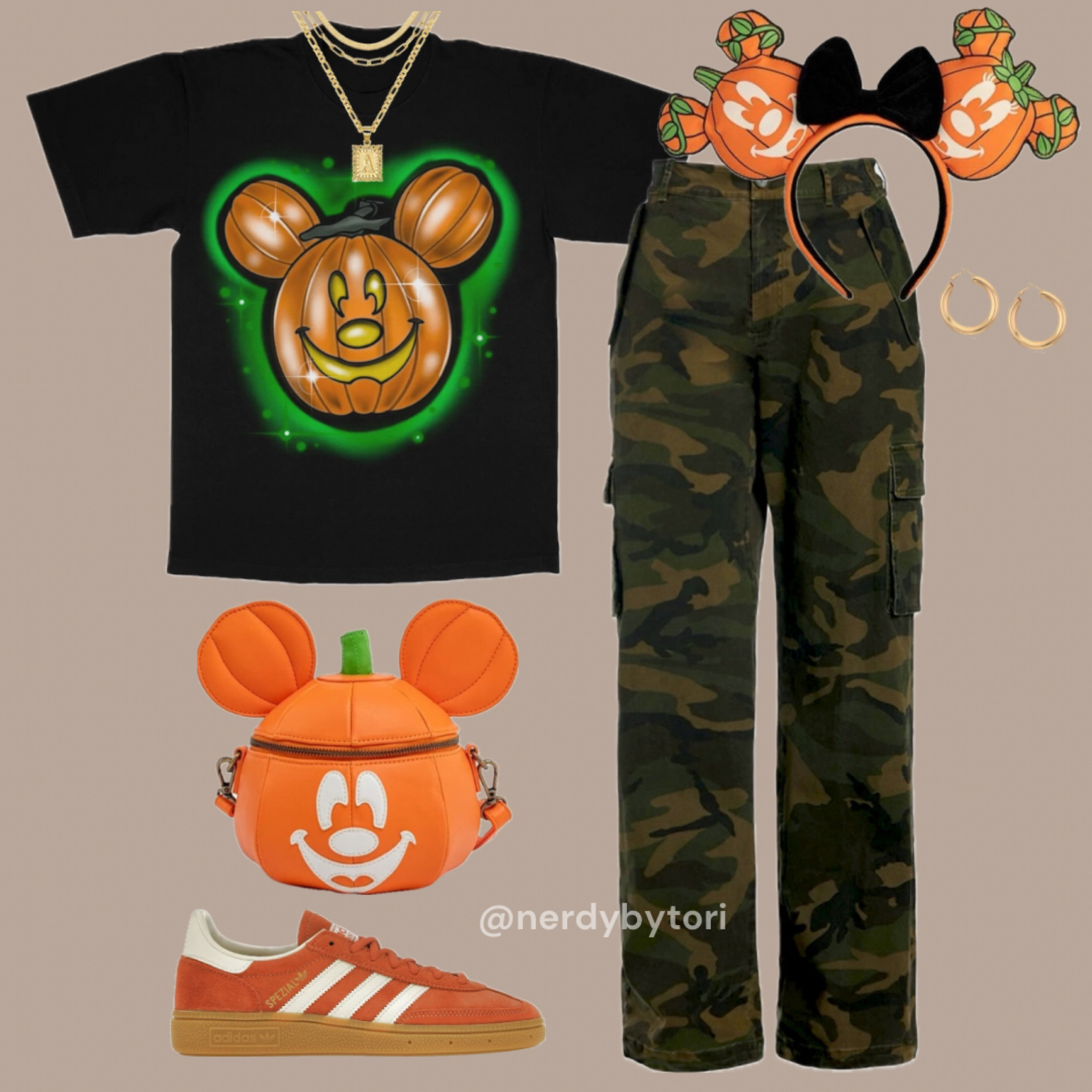 First Halloween outfit of 2024 🎃👻🦇✨

Tee: Rope Drop Threads