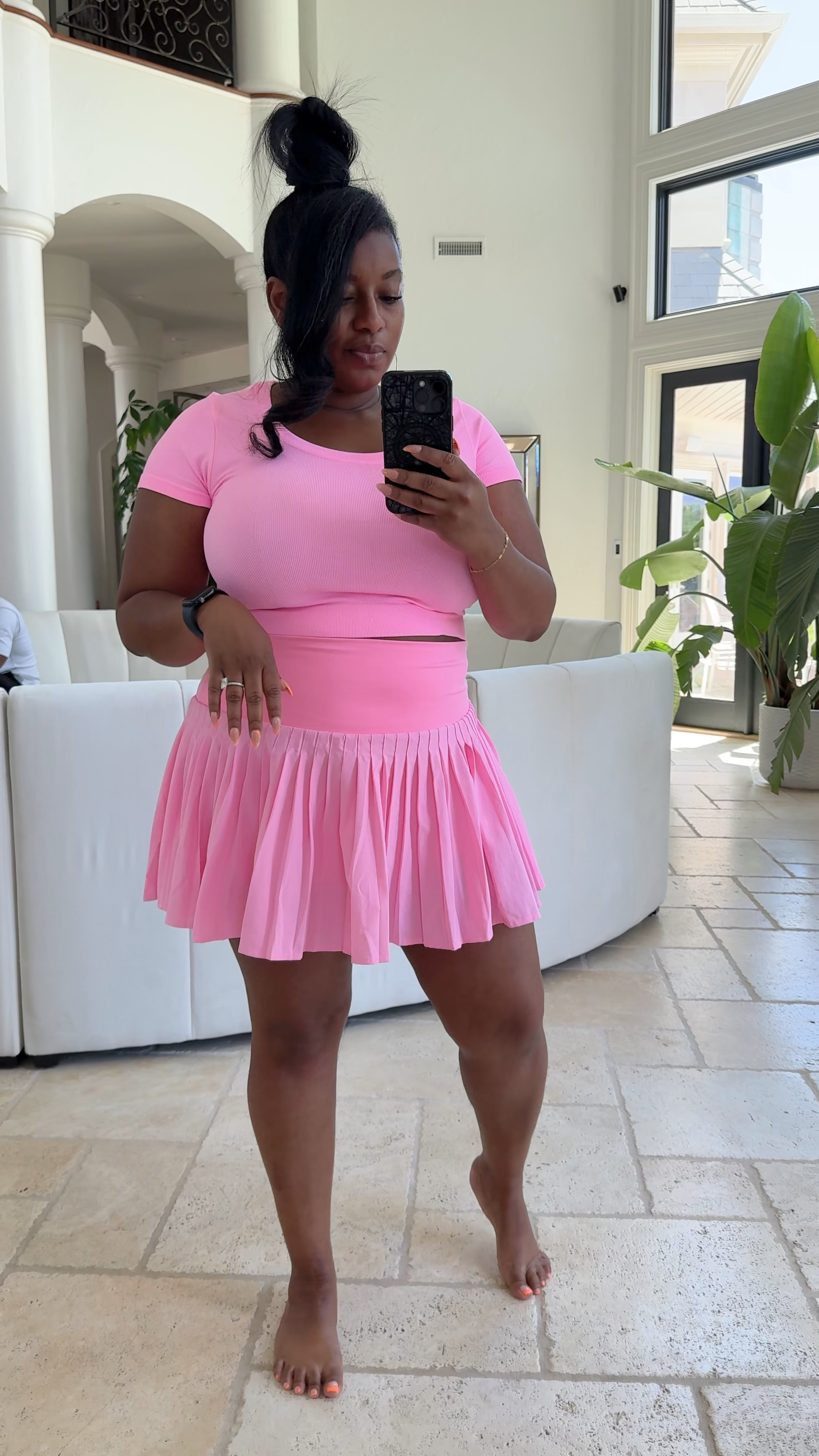 All pink athleisure look. Easy way to look cute while running errands, hanging with the kids or working out! 

#LTKFitness #LTKFindsUnder50 #LTKMidsize