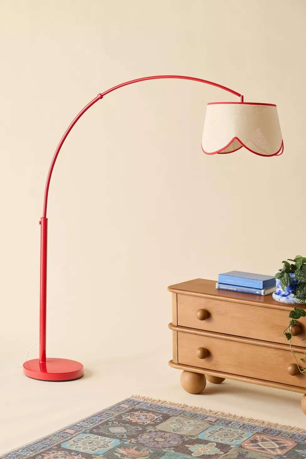 Holly Arc Floor Lamp | Urban Outfitters (US and RoW)