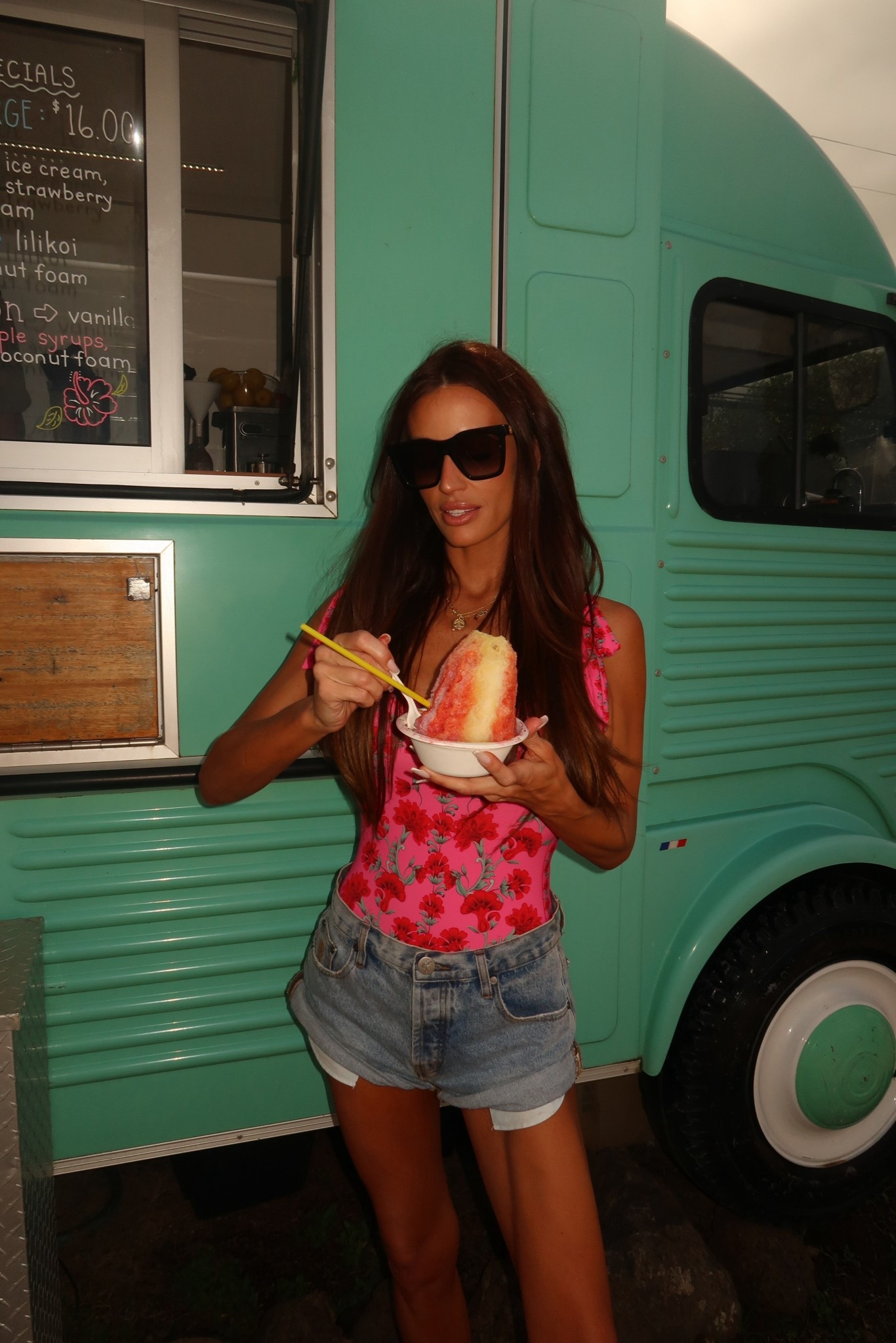 Use code SARAHK10 for 10% off

Resort outfit, swimsuit, demon shorts, sandals 

#LTKTravel #LTKSaleAlert #LTKootd