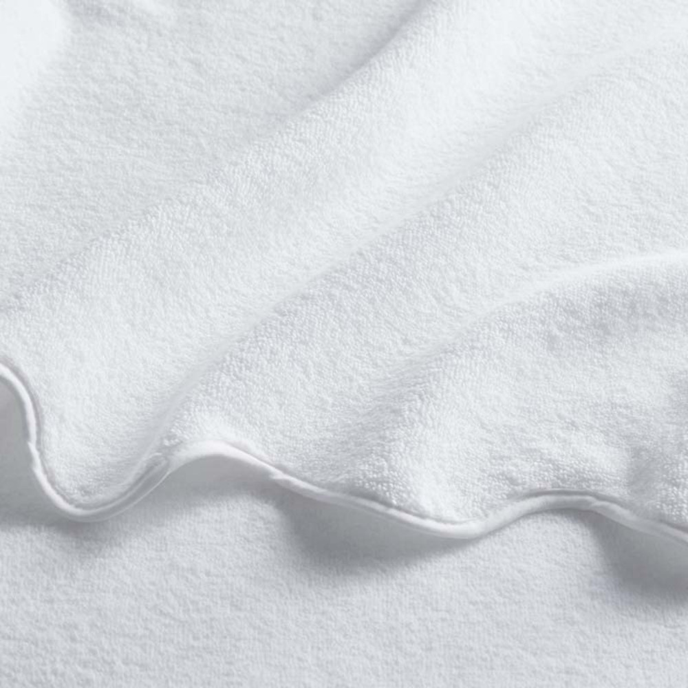 Scalloped Edge Hand Towel - White | The Company Store
