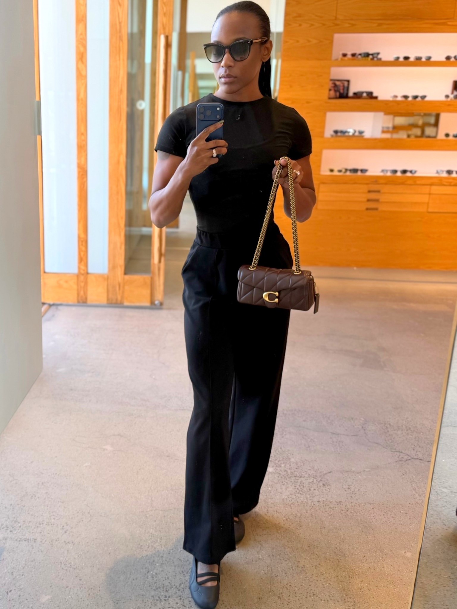 Everyday elevated basics 🖤
Wearing my favorite fitted black tee, tailored trousers, classic sunnies, and a chocolate quilted bag moment. Easy pieces that make you look instantly put together

#LTKootd #LTKWorkwear #LTKTall