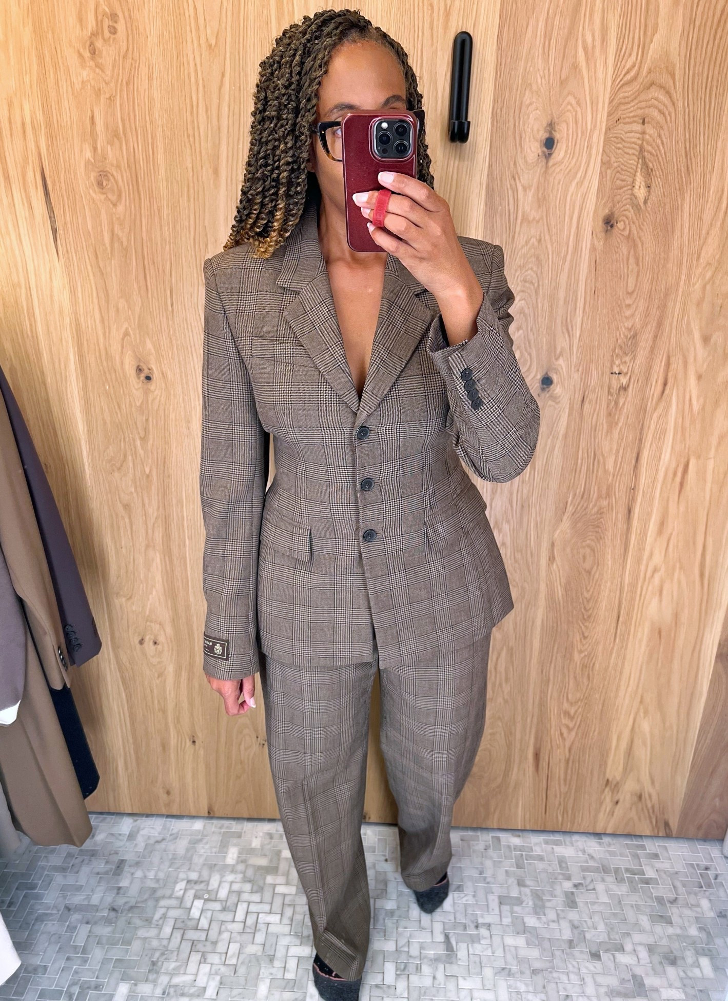 Aritzia Workwear Looks

New suiting for fall from Aritzia! I'm obsessed with this plaid pattern for fall and winter season! 

I'm wearing a size 8 in the Standout Blazer, but I may need to size down to a 6 because the sleeves are too long. I'm wearing a size 8 in the Agency Pants and they fit true to size.

Office outfit, Work outfit, Workwear, fall outfit, fall fashion, Blazer, plaid blazer, fall wardrobe, plaid suit, suiting separates, aritzia staples, timeless wardrobe, Aritzia workwear, fall workwear, winter workwear, corporate outfit, work conference look

#aritziahaul #aritziaoutfits #aritziafall #Aritziasuit

#LTKStyleTip #LTKWorkwear #LTKMidsize #LTKSeasonal

#LTKTall #LTKHoliday #LTKOver40