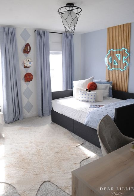 Fun UNC Tarheel room… 

#LTKfamily #LTKkids #LTKhome